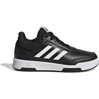 Die Welt entdecken und neue Skills erlernen? Dafür braucht es den richtigen Schuh. Dieser klassische adidas Schuh für Kinder kommt mit einer abriebfesten Non Marking Gummiaußensohle. Damit ist er perfekt für Sport und Freizeit.Das Obermaterial hat einen Recycling-Anteil von mindestens 50 %. Dieses Produkt ist nur eine unserer Lösungen im Kampf gegen Plastikmüll. ADIDAS Kinder Laufschuhe Tensaur Sport Training Lace im INTERSPORT-Onlineshop bestellen. Material: Material-Mix. Hochwertige Sportartikel und funktionale wie trendige Sportbekleidung für Damen