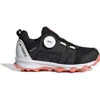 Nass und rutschig. Felsig und voller Wurzeln. Kein Problem mit diesem Trailrunning-Schuh für Kinder. Von der griffigen Traxion Außensohle bis hin zum fein verstellbaren BOA® Fit System bietet er kleinen Abenteurern optimale Traktion und einen sicheren Sitz. adidas RAIN.RDY hält Nässe ab und sorgt so außerdem für ein angenehm trockenes Tragegefühl. Motiviere deinen kleinen Entdecker