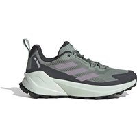 Ob Amateur oder Profi – mit diesem vielseitigen und leichten adidas Terrex Trailmaker 2.0 GORE-TEX Wanderschuh hast du alles richtig gemacht. Er ist wasserdicht