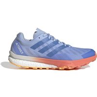 Beim Wettkampf bringen dich dein Ehrgeiz und dieser adidas Trailrunning-Schuh ganz nach vorne. Er ist ideal für schnelle