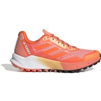 Mit diesem adidas Trailrunning-Schuh bist du bereit für Outdoor-Action. Er ist der ideale Allrounder und meistert unterschiedlichste Trails